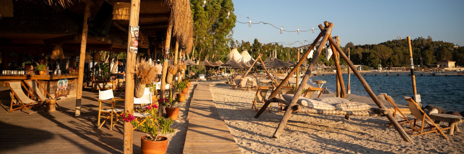 Tiki Bar and beach at Phokaia Beach Resort, Turkey