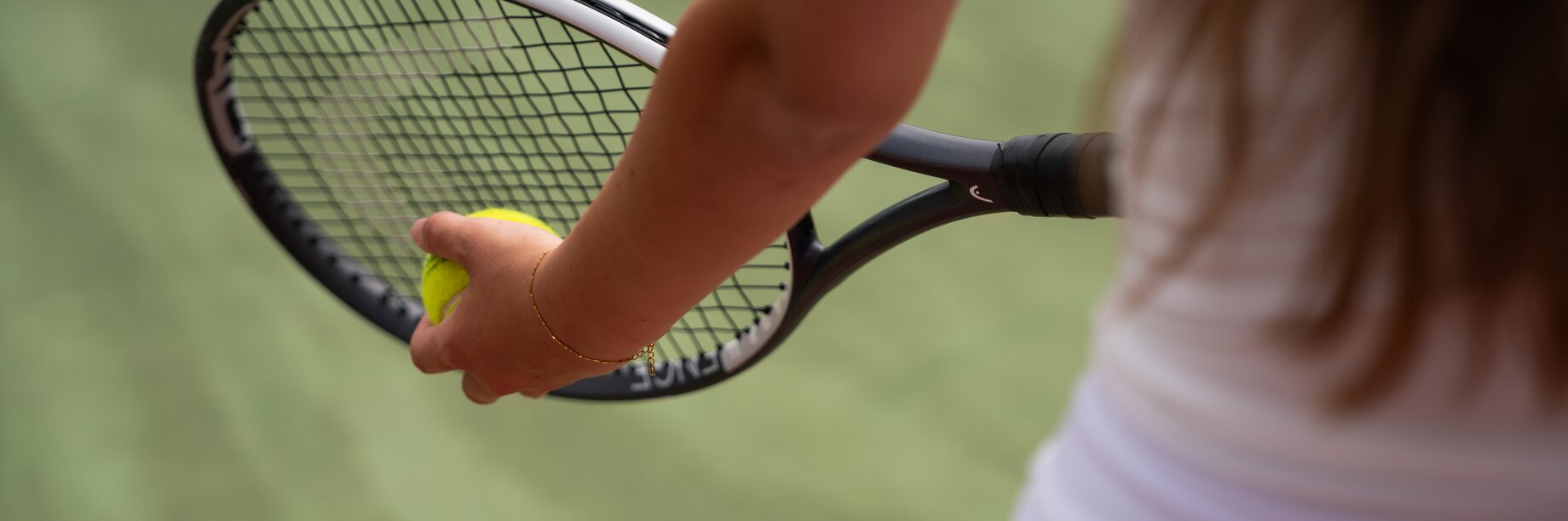Tennis player prepares at Paleros Beach Resort